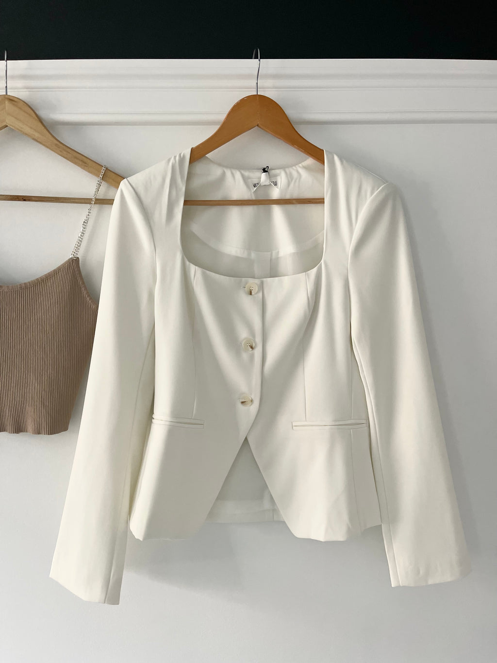 Oatmilk Taylored Blazer