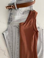 Camel Seamless Essential Tank Top