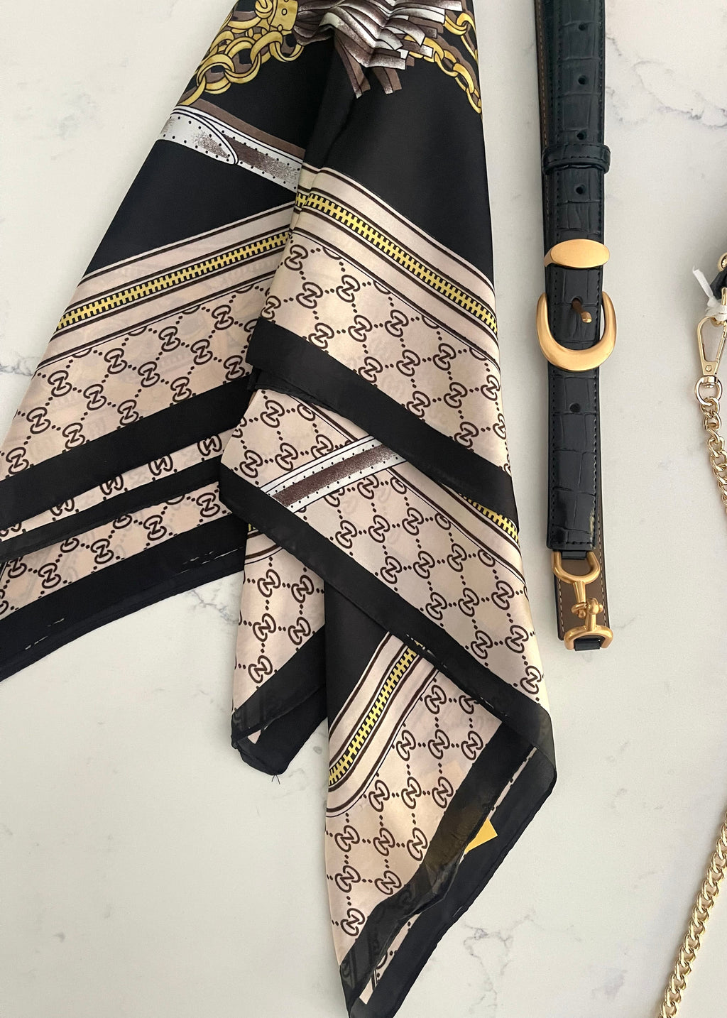 Black Chain Link Silky Scarf