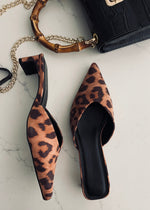 Camel Leopard Slide