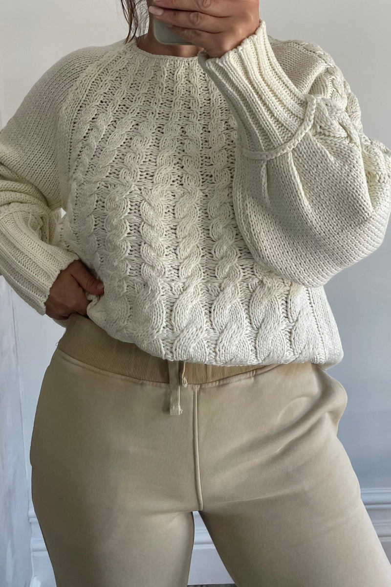 Oat Cable Puff Sleeve Sweater