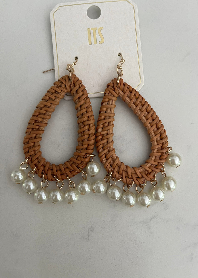 Camel Rattan and Pearl